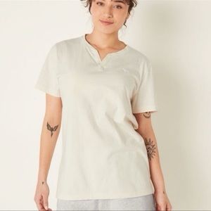 PINK VS CAMPUS HENLEY SHORT SLEEVE TEE